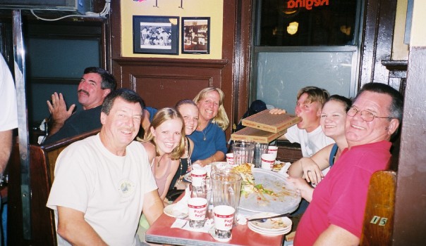 228281_536720051560_2690_n